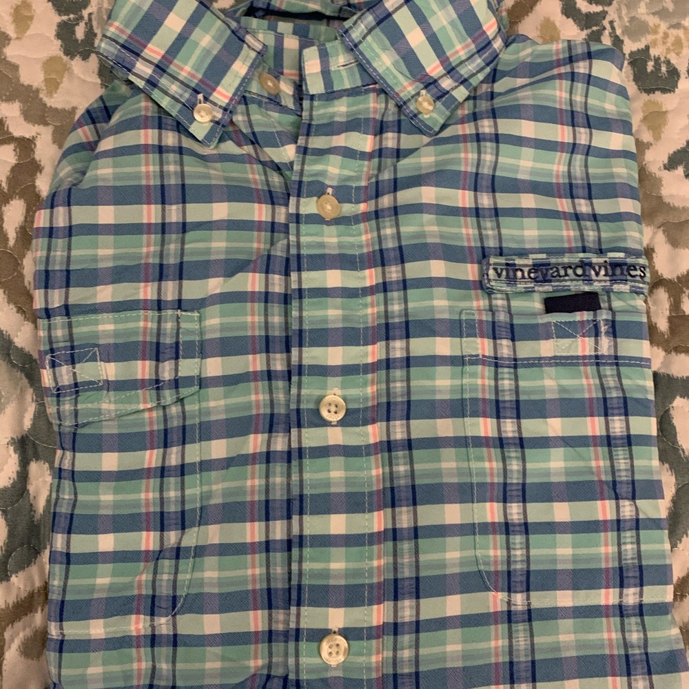Vineyard vines men shirt